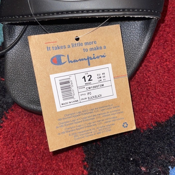 NWT CHAMPION SLIDES - Picture 2 of 3